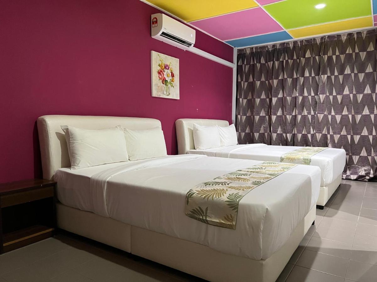 Cassia Inn Kuching Exterior foto