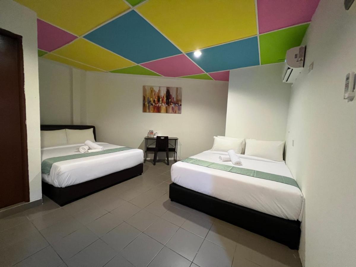 Cassia Inn Kuching Exterior foto